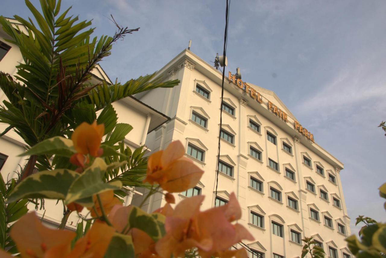 Fair Park Hotel Ipoh Buitenkant foto